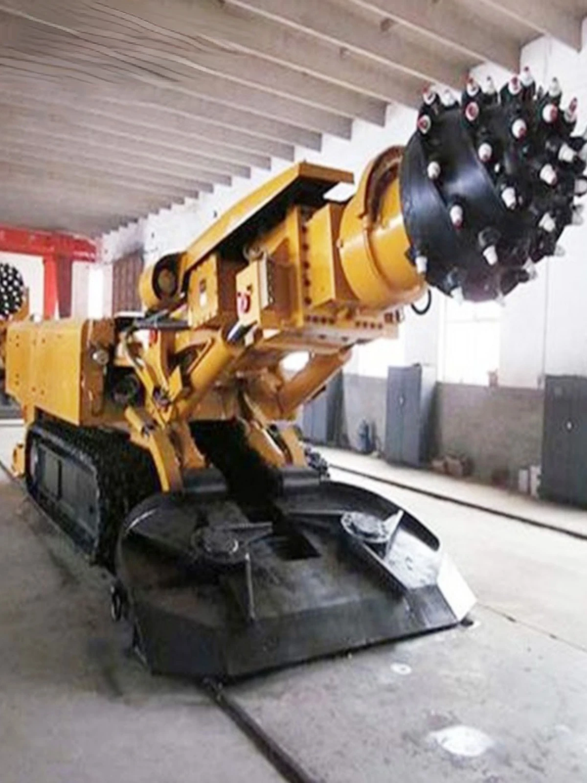 For Boom-Type Roadheader Mining Coal Mine Roadway Milling Machine Crawler Tunnel Mining Rock Longitudinal Milling Equipment