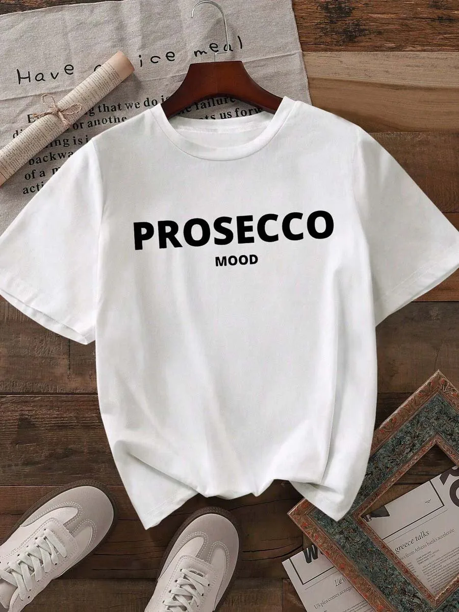 플러스 사이즈 "PROSECCO MOOD" 와인 테마 그래픽 티셔츠, 반소매