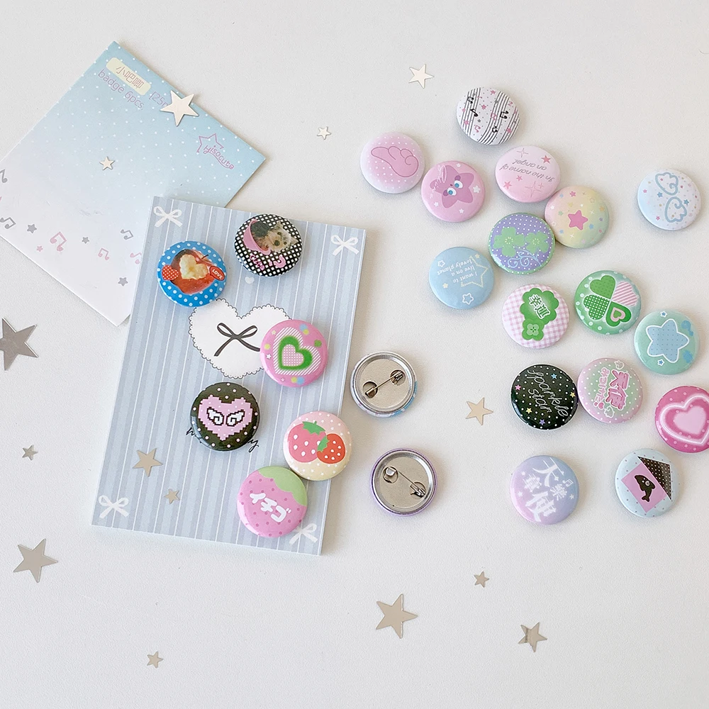 Conjunto de 6 Broches Mini de Trevo de 4 Folhas Redondos de 25mm, Fofos e Modernos, Acessórios de Decoração para Bolsas Transversais Femininas e Presentes para Estudantes