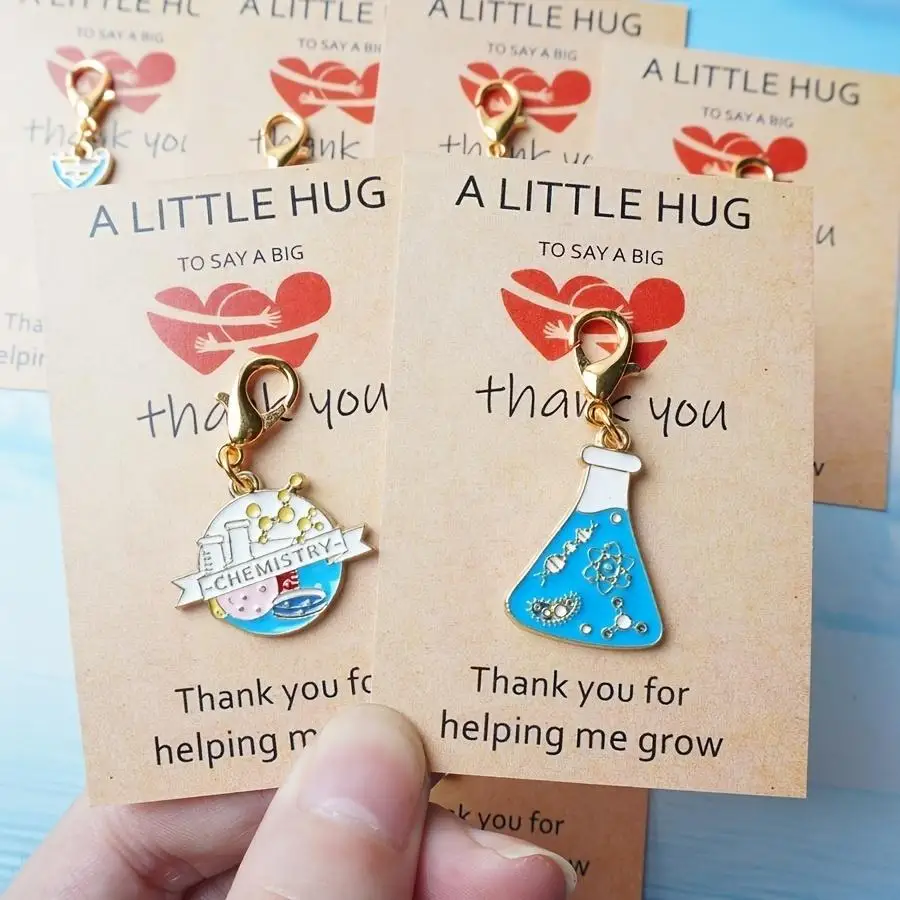 1/5/10/20/50/100pcs 2D Flat - 8 pieces, 2D Flat, Science-themed keychains and thank-you cards - Back-to-school commemorative gif