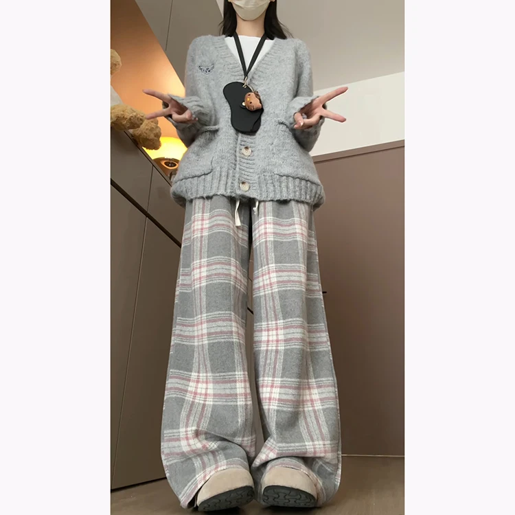 Różowe spodnie w kratę z tweedu dla kobiet, jesień-zima 2025, nowe, małe rozmiary, wyszczuplające, z wysokim stanem, codzienne spodnie z szerokimi nogawkami.