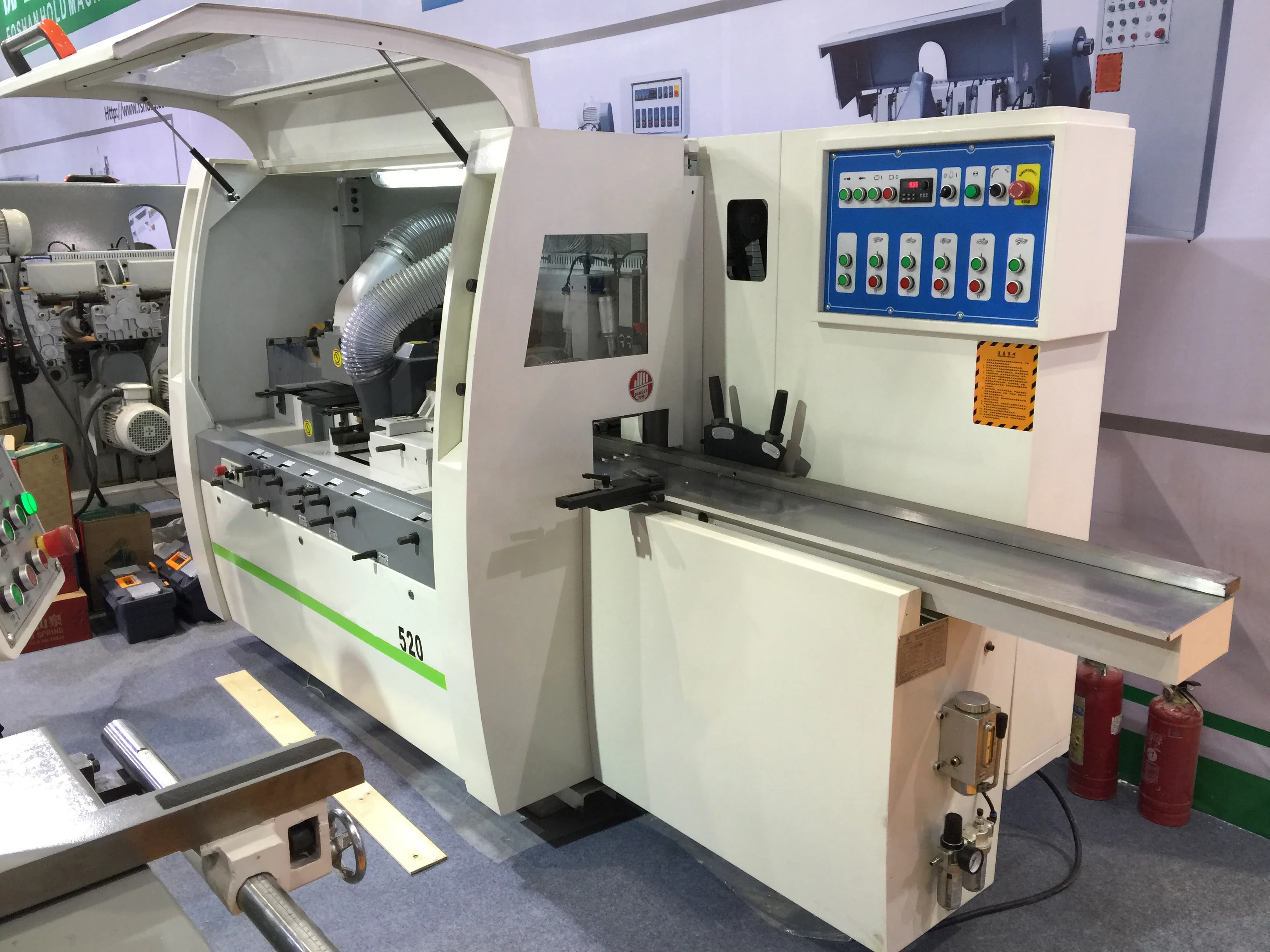 2 mesin Indu5ial otomatis empat sisi Moulder