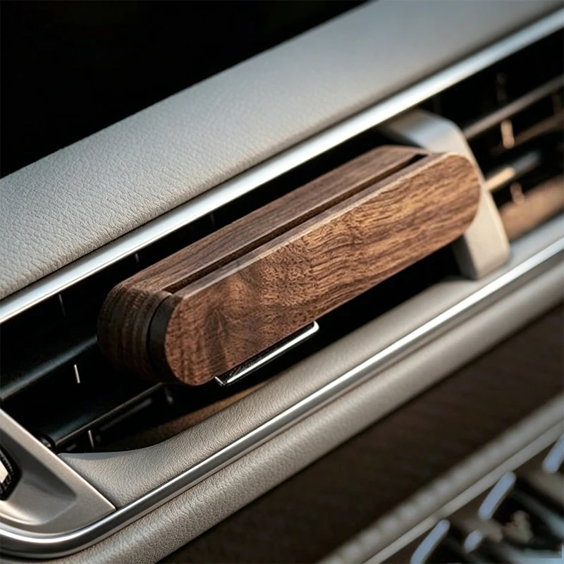 Auto Air Outlet Perfume Freshener Car Aroma Diffuser Vent Clip Wood Essential Oil Aromatherapy Holder with Fiber Diffuser Sticks