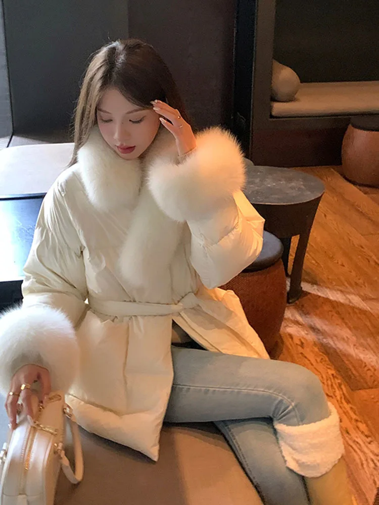 Lady Luxury Big Real Fox Fur Collar Down Coat with Belt Women Winter Fluffy White Duck Down Puffer Jacket