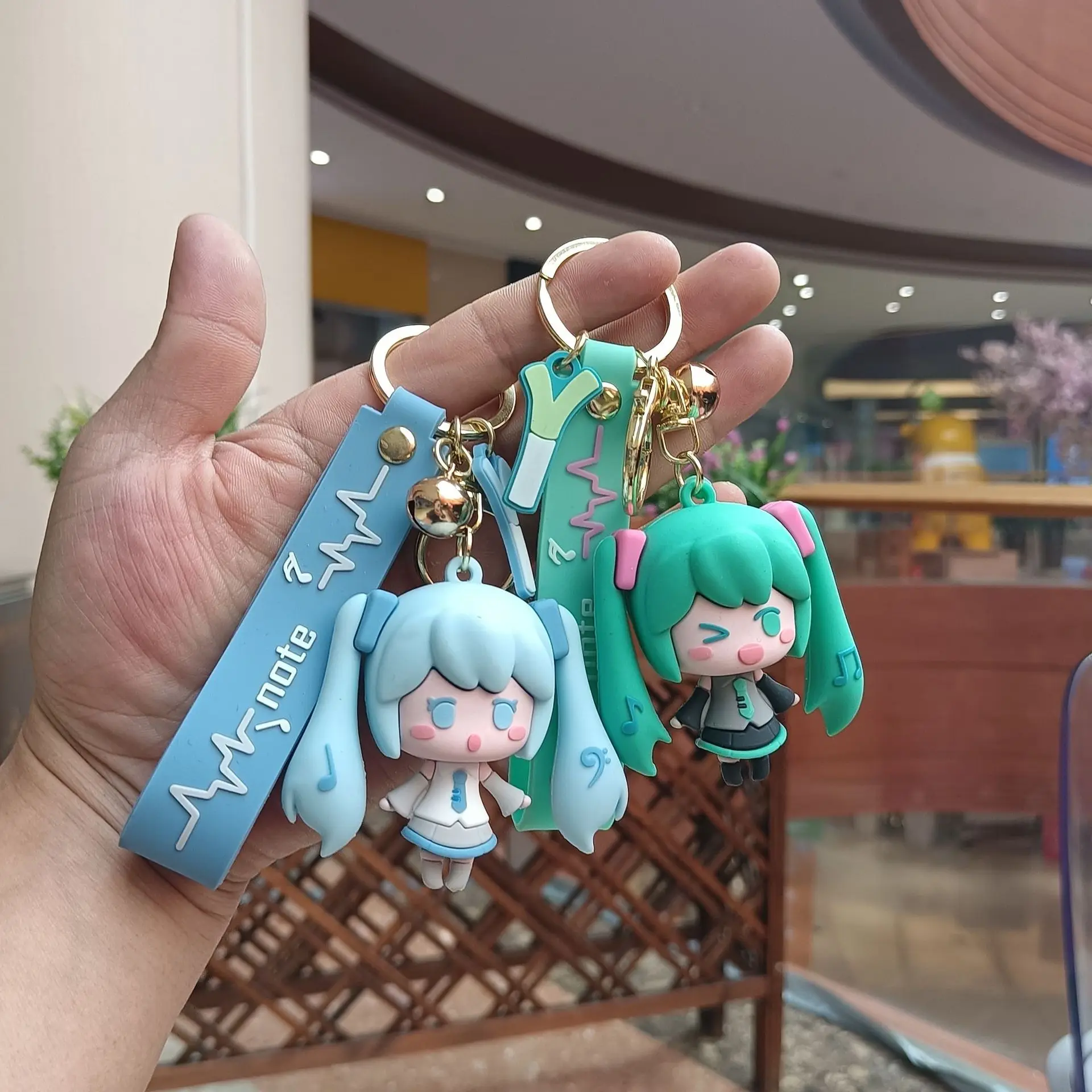 1 قطعة ل هاتسون ميكو المفاتيح أنيمي الشكل المدرسية قلادة سيارة كيرينغ الحلي حقيبة بنقوش كرتونية سحر