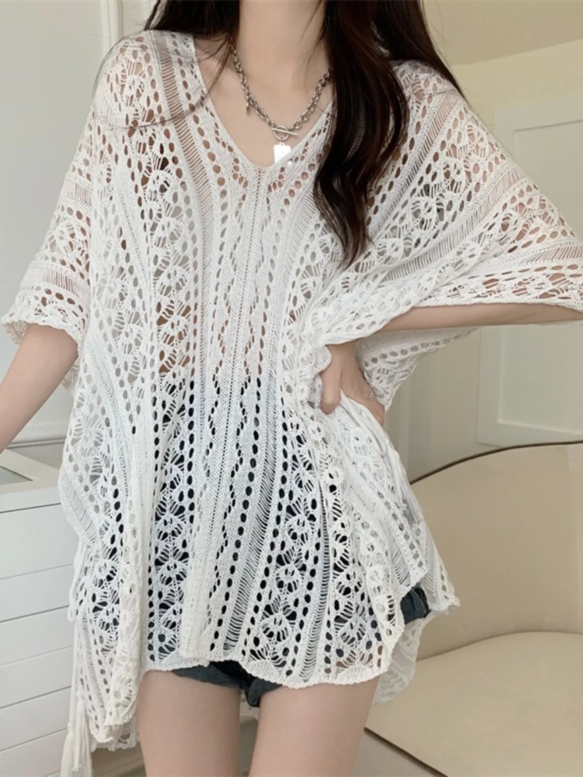 

V-Ne Hollow out Knitted Cover up Women Summer Thin Unique Beautiful Outerwear Sun Protection Long Sve ort Sve Top