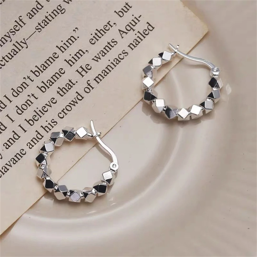 

925 Sterling Silver Hot Sale hoop Earrings Simple Light Luxury Temperament Exquisite Hot Semale Sexy Jewelry Gift