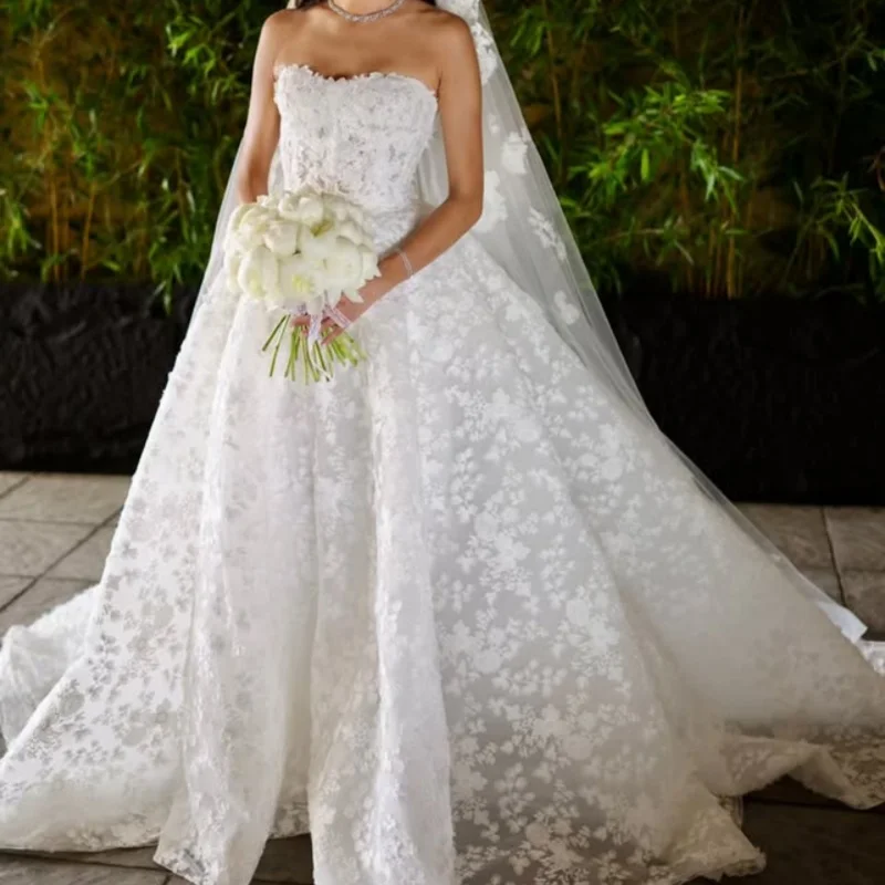 

Customized Shiny ivory white Spaghetti Straps Tull Wedding Dresses applique Bridal Gowns Made Dress