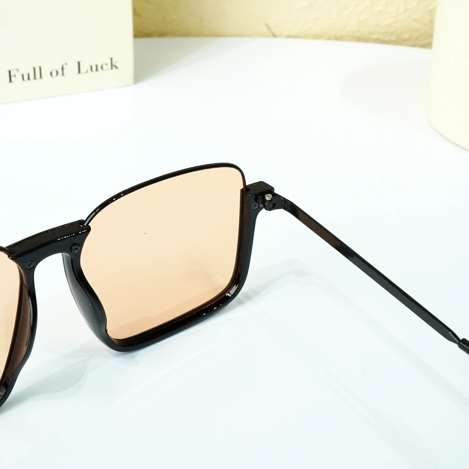 Fashion Glasses Trendy Sun Glasses Double Bridge Square Frame Sunglasses Oversized Fashion Shades Retro Sunnies for Women view 4