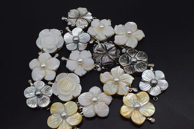 1piece Pearl Sea Shell Clasp White/Black Yellow Carved Flower Hook for DIY Making Jewelry Wholesale FPPJ Necklace Connector