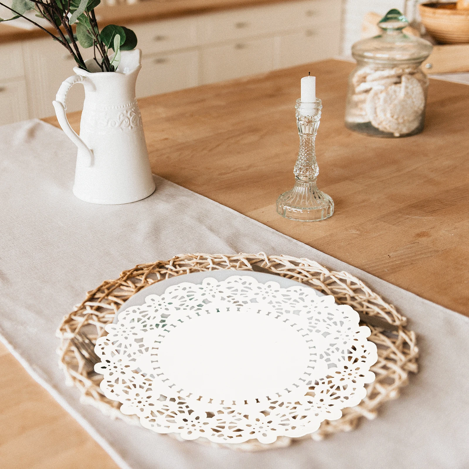 

140 Pcs Round Floral Paper Placemats 6 5 Inch Decorative Lace Doilies Cake Packaging Tableware Oil Blotting Pad