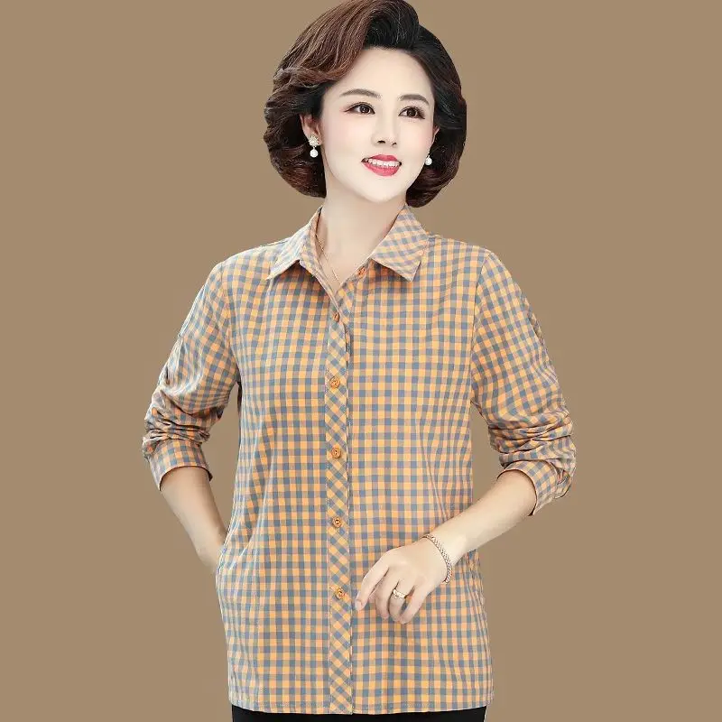 

Women's Mid-aged Plaid irt Long Sve Ne Spring Faion Ladies' Clothing Classic Sle ential Wardrobe Piece