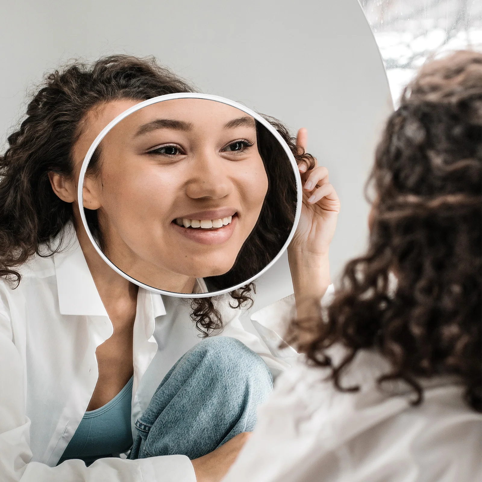 1Pcs Bathroom Mirror with Suction Cup 7X Magnifying Function Clear View Makeup Mirror for Pores Eyebrows Portable Design