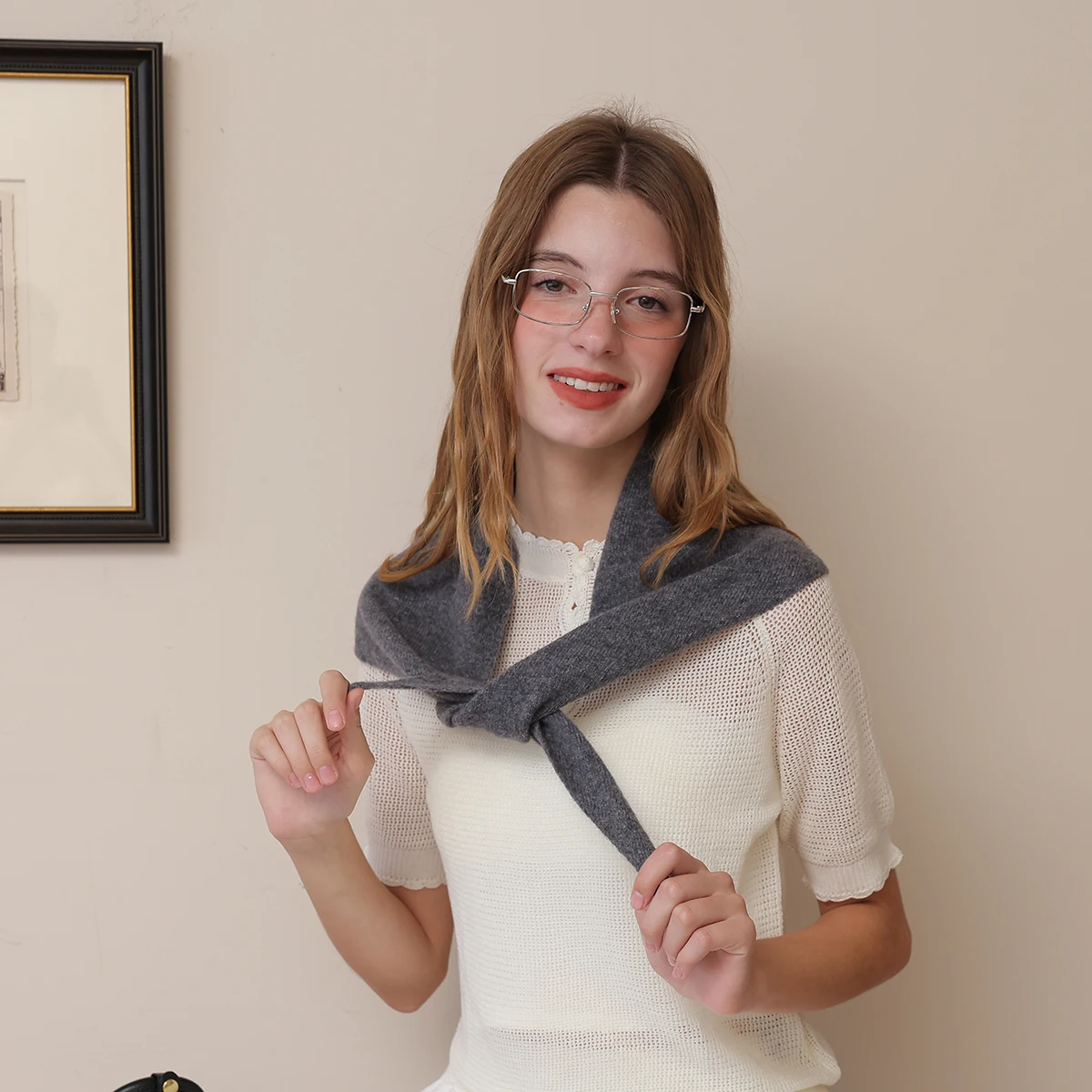 A Solid Color Wool Knit Triangle Scarf for Women, Used as a Fake Collar Decoration, Air-Conditioned Room Scarf, and Fashionable Shawl