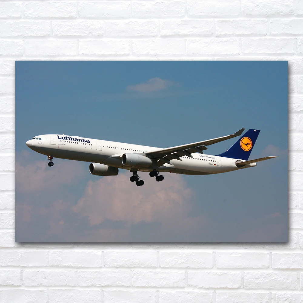 Large Airliner Airbus A330 Canvas Painting Printed Poster Aeroplane Wall Art Picture Living Room Bedroom Home Decoration