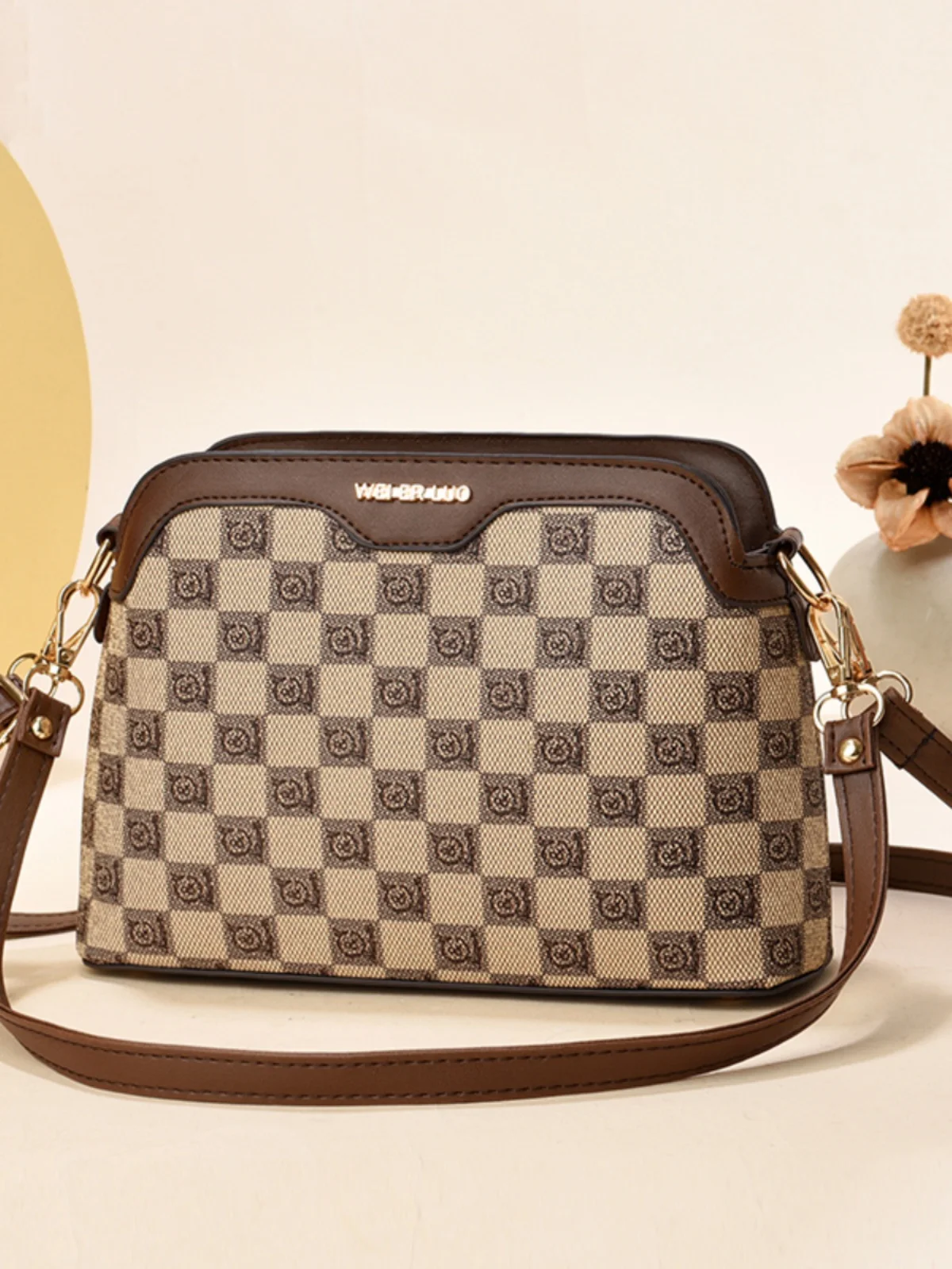 

Faionable Retro Color Blo Женская сумка через плечо Маленькая квадратная сумка через плечо для отдыха Повседневная сумка с принтом из мягкого ПВХ с геометрическим узором