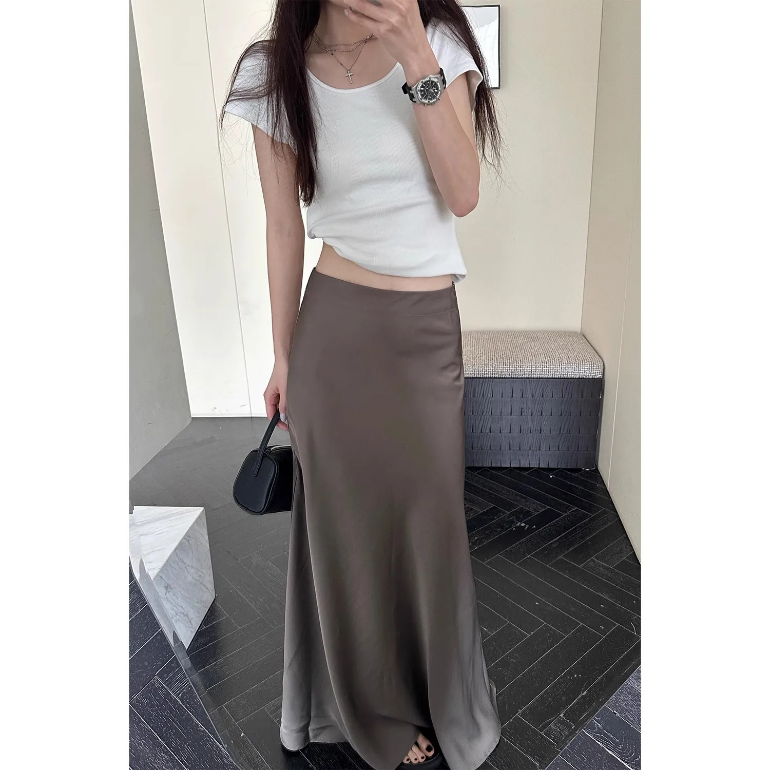 

High Waist Satin Fi Tail Skirt Midi A-Line Skirt Slim Fit Pure Color Summer 2025 Polyester Fiber Chinese Production