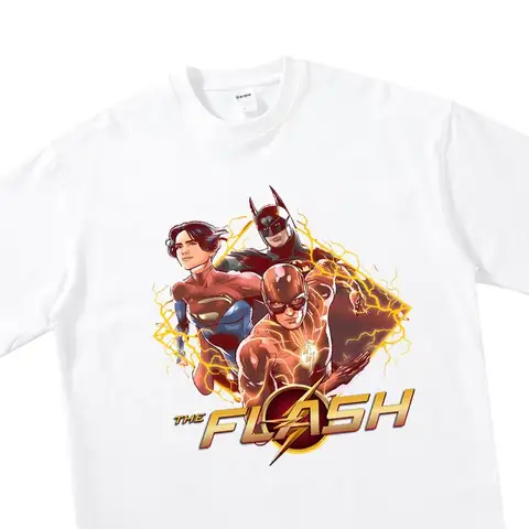 Beast Kingdom The Flash Batman är ett enkelt och mångsidigt tecknat tryck med rund halsringning och korta bomullsärmar för sommaren. 10 best sales Batman-skor - №9