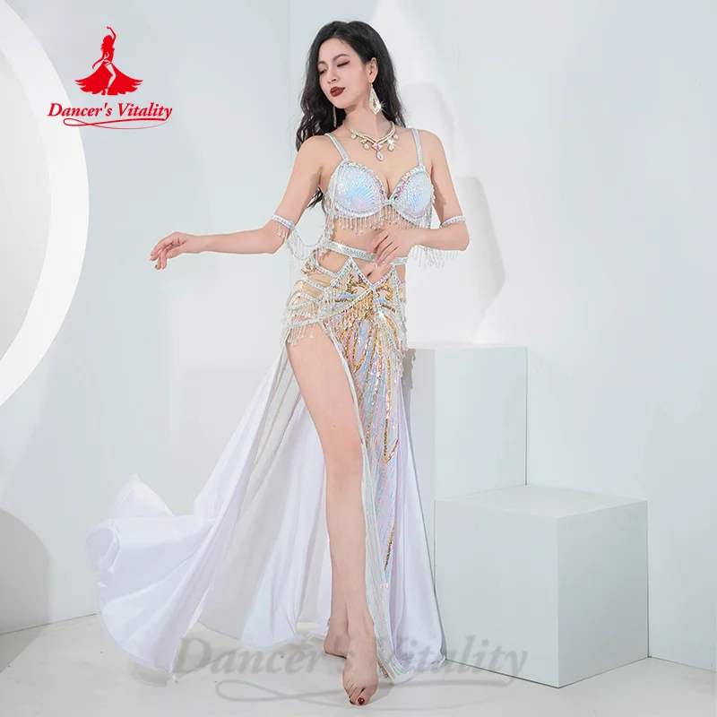 Costume da spettacolo di danza del ventre personalizzato Senior paillettes ricamato perline di cristallo nappa Set abbigliamento da competizione di danza orientale