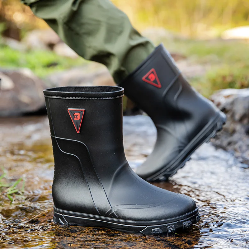 

New Men's Fashion Mid-calf PVC Rain Boots Non-slip Waterproof Man Rainboots Outdoor Water Shoes Male Fishing Boots Slip-on