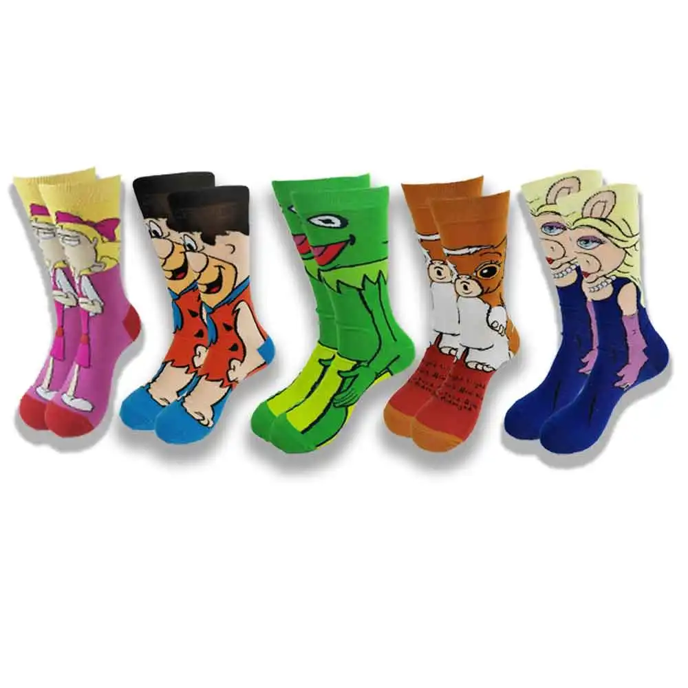 Venda de todos os tipos de personagens de desenhos animados com meias masculinas de alta qualidade e baratas.