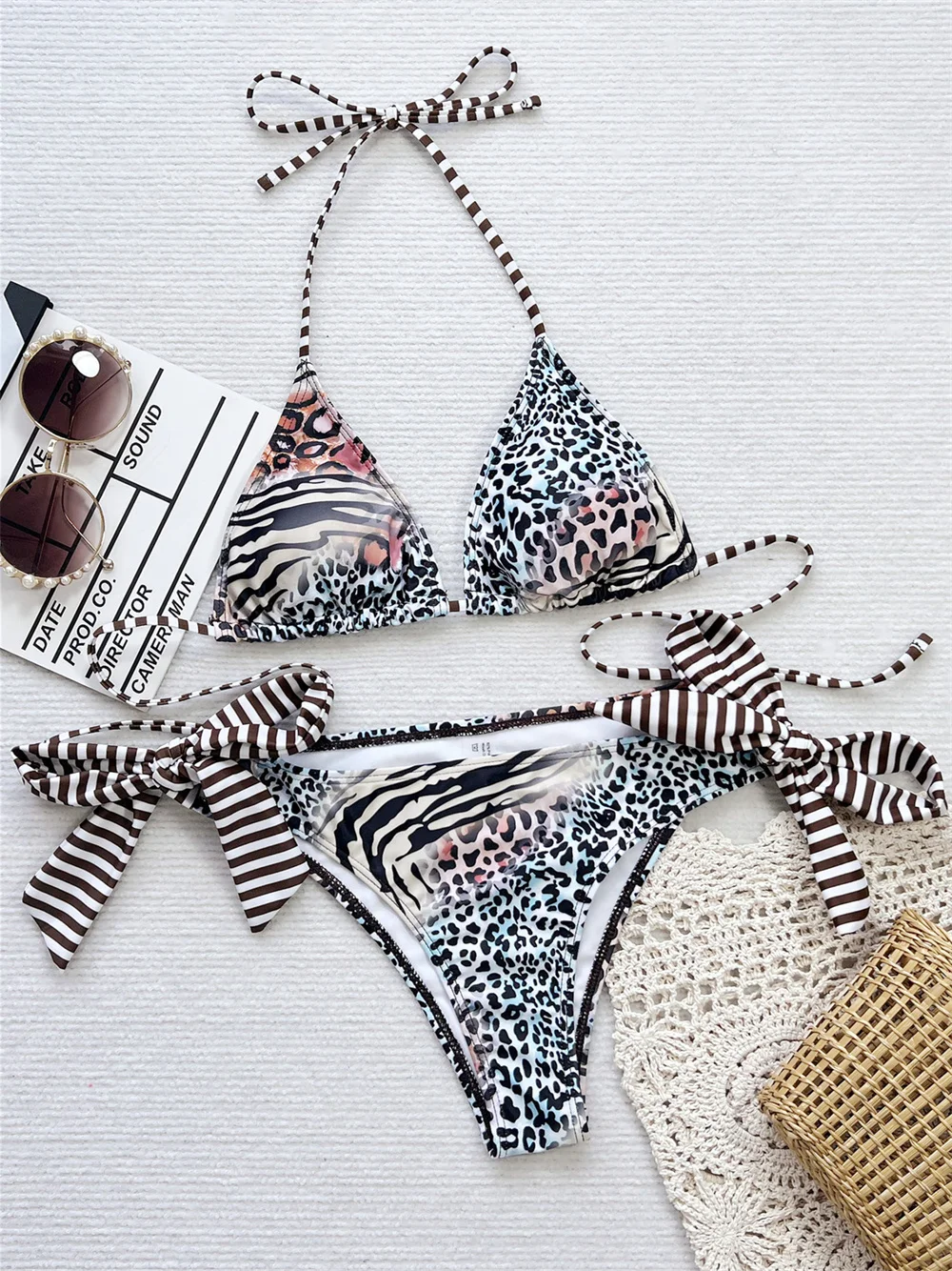 Sexy Leopard Bikini Triangle Halter Striped String Swimsuit Women Backless Bandage Thong Vacation Swimwears Beach Outfit Bikinis