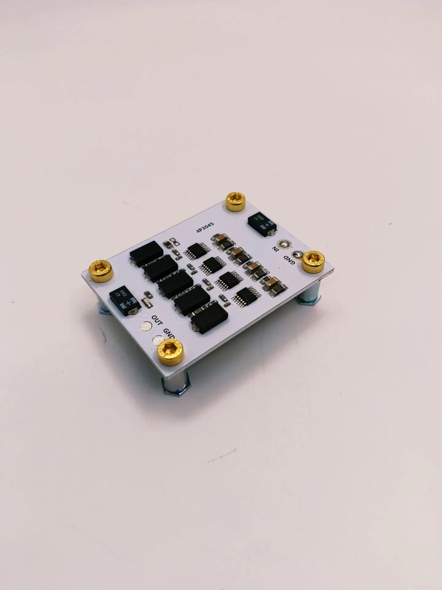 LT3045 ultra-low noise four parallel voltage stabilizing module (aluminum substrate)