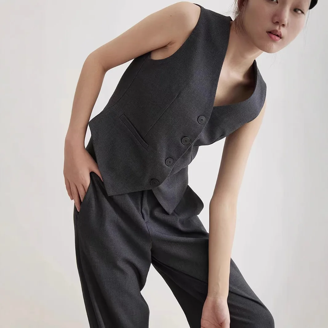 Elegant V-Neck Single-Buckled Slim Fit Women's Vest Sleeveless Commute Style Fashionable Shoulder Pad Free Shipping