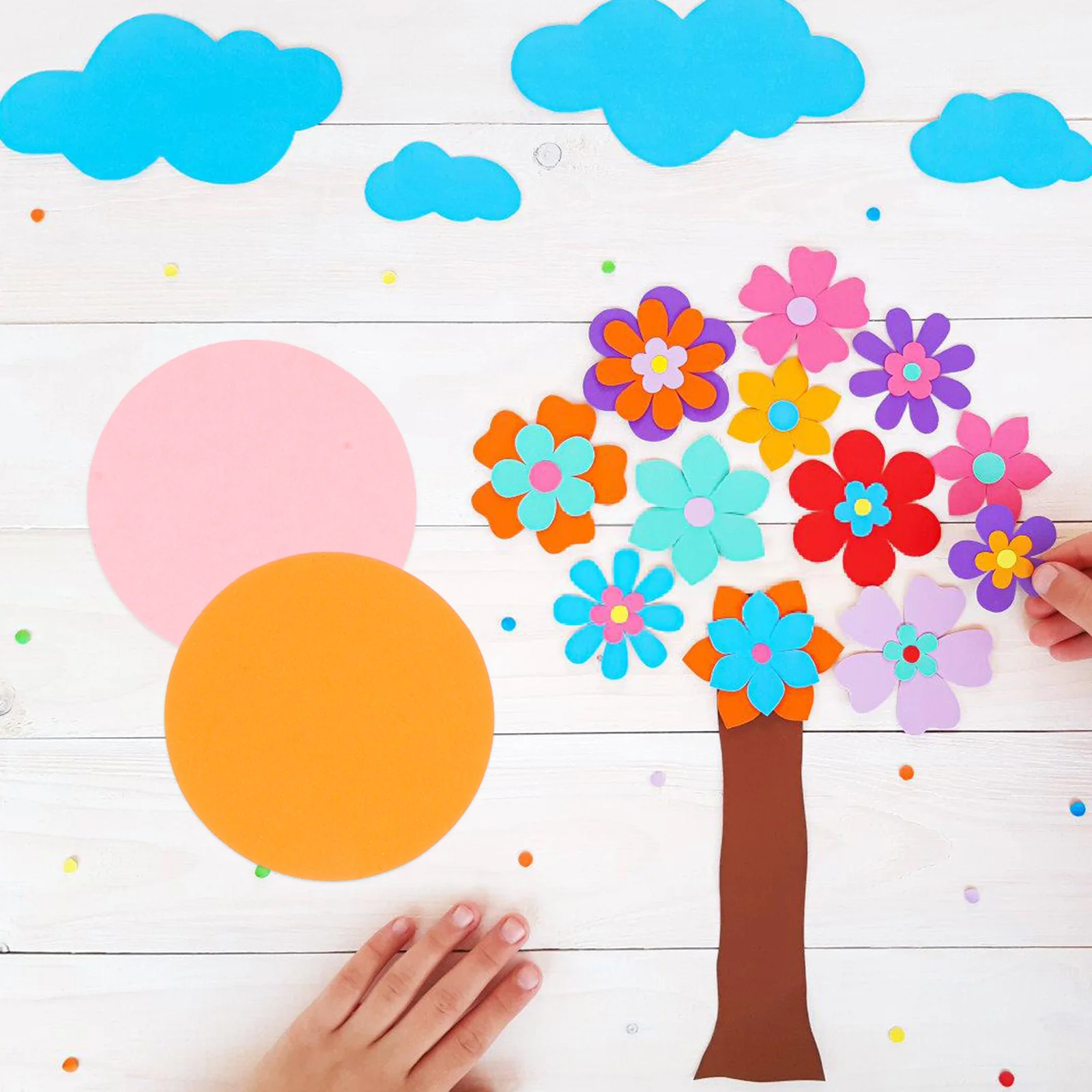 

100 Sheets Paper-Cut Kit Colored Folding Paper Craft Set DIY Cutting Art for School Party Decoration 3D Origami Kit