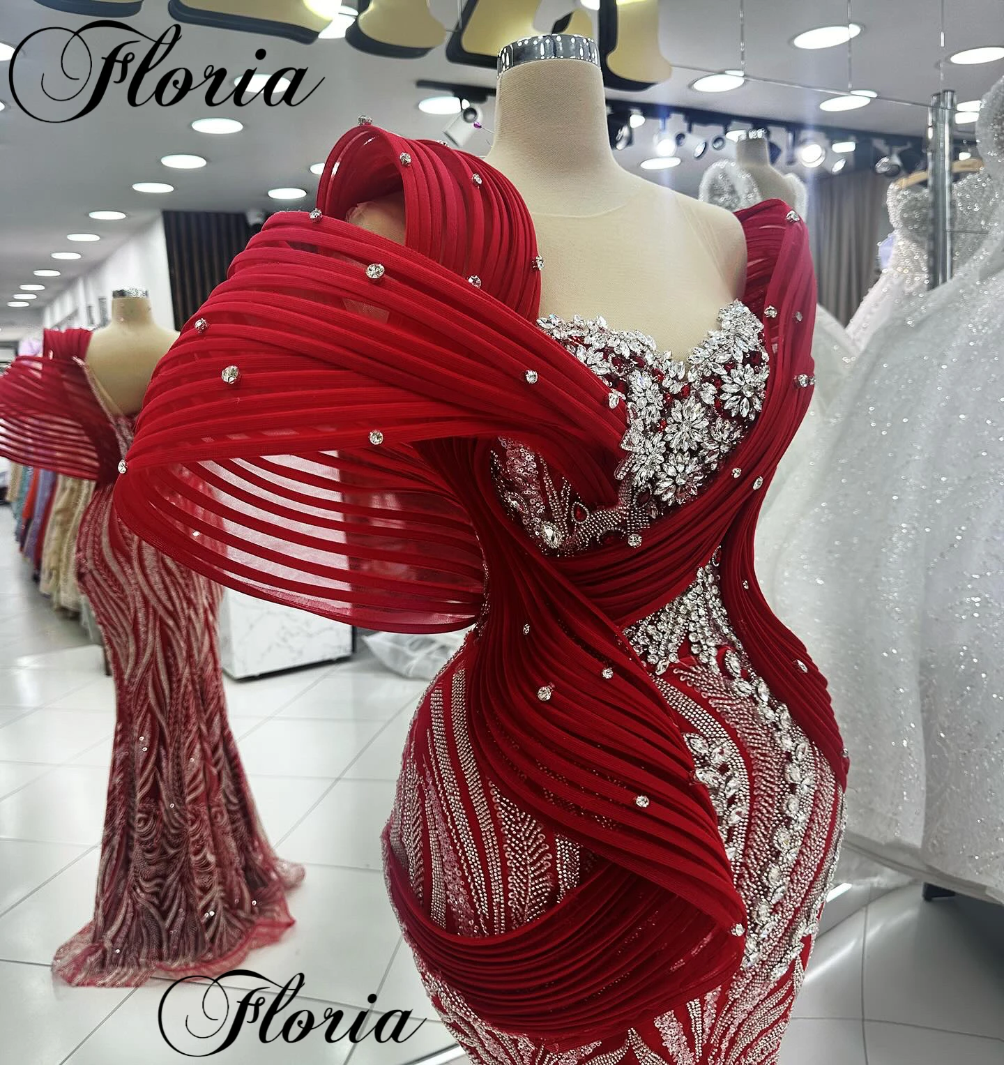 New Fashion Red Celebrity Dresses Mermaid Special Red Carpet Runway Dresses Sheer Neck Evening Gowns For Women Vestidos De Noche