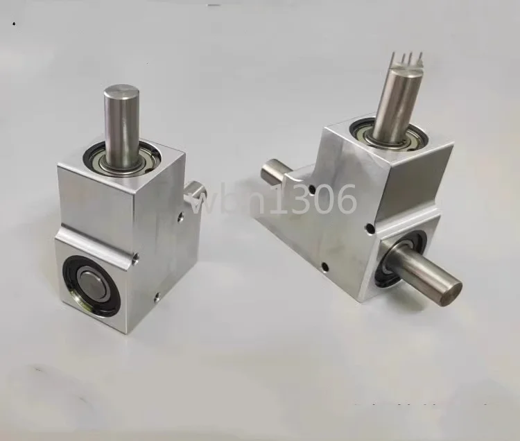

90 Degree Small Commutator Corner Spiral Bevel Gear Box Speed Ratio 1:1 Shaft Diameter 15mm Single/Double Output Shaft