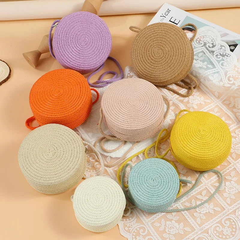 2024 New Summer Large Grass Woven Women's Crossbody Bag Beach Sand Dabble Small Round Mobile Phone Bag Cute Fresh Style