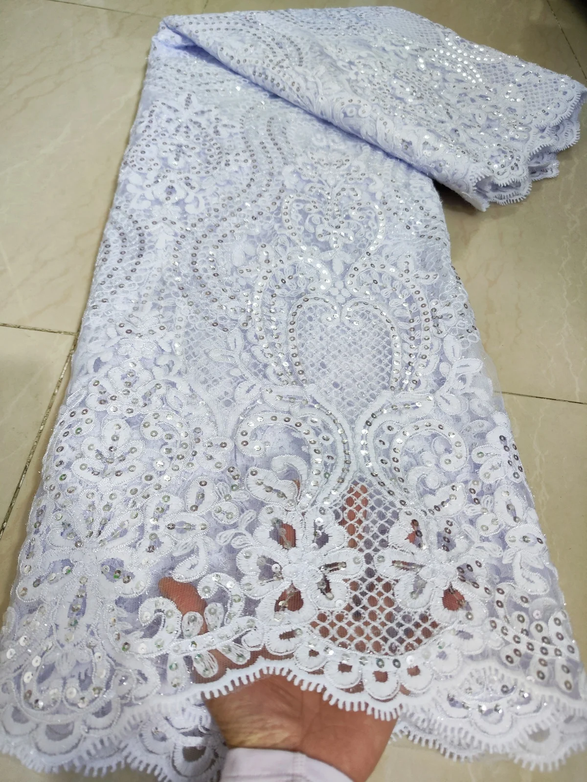 

2026 High Quality Pure White Sequins African Lace Fabric French Tulle Mesh Lace Fabric For Women Wedding Party Dress Sew KYM2405