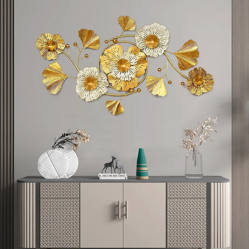 

Golden 3D Flower Wall Ornaments, Living Room Wall Art, Hallway Background Iron Decor, Simple Modern Entrance Hanging Pendant