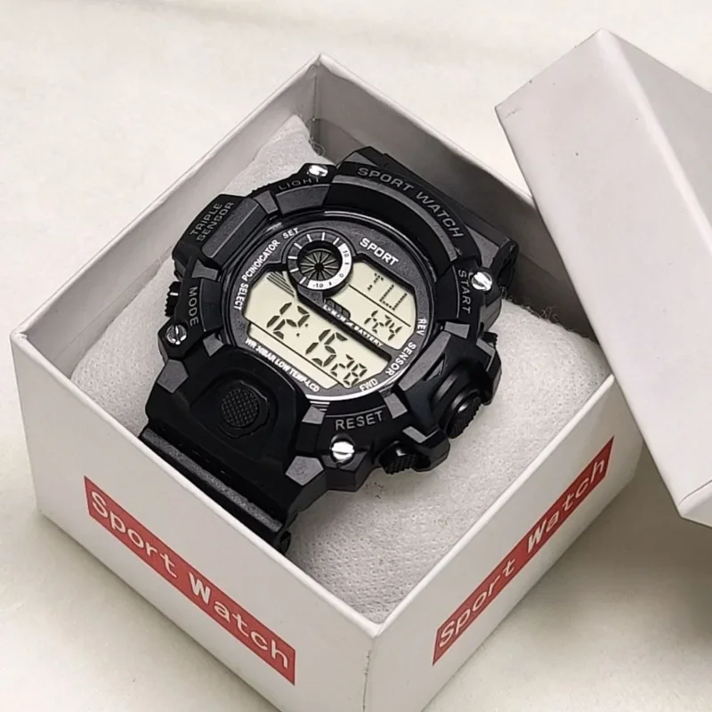 Fashionable Digital Wristwatch for Men with Stainless Steel Band and Date Display