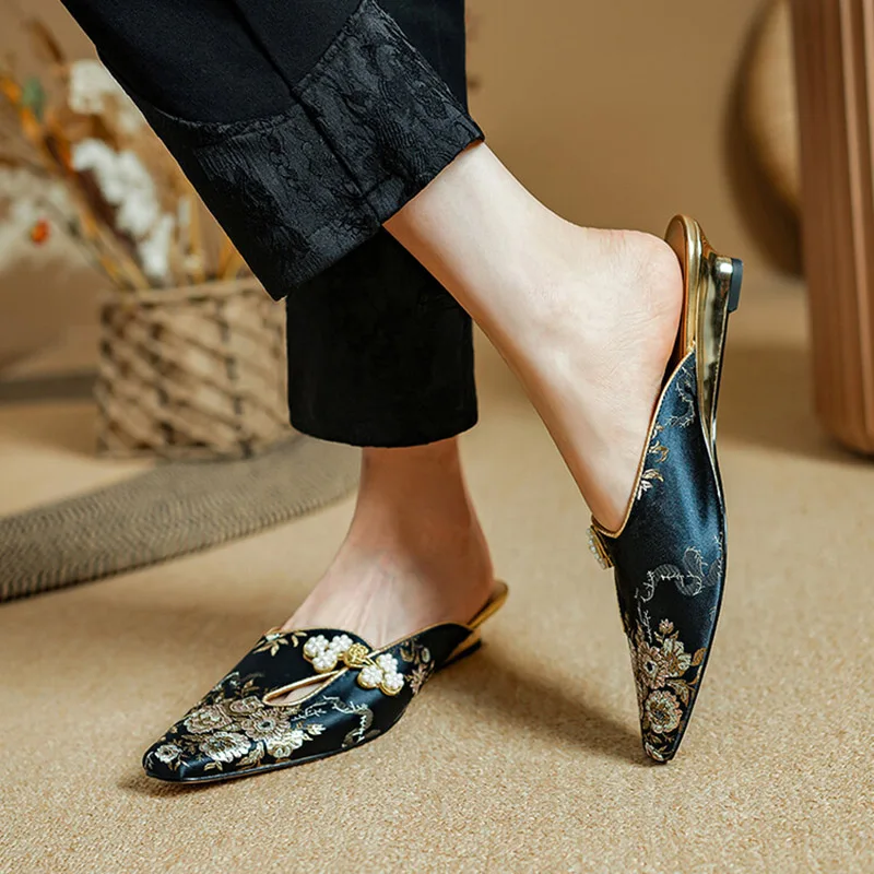 Phoentin embroidery slippers women 2024 Chinese retro mules flower black gold color low wedges ladies shoes FT3569