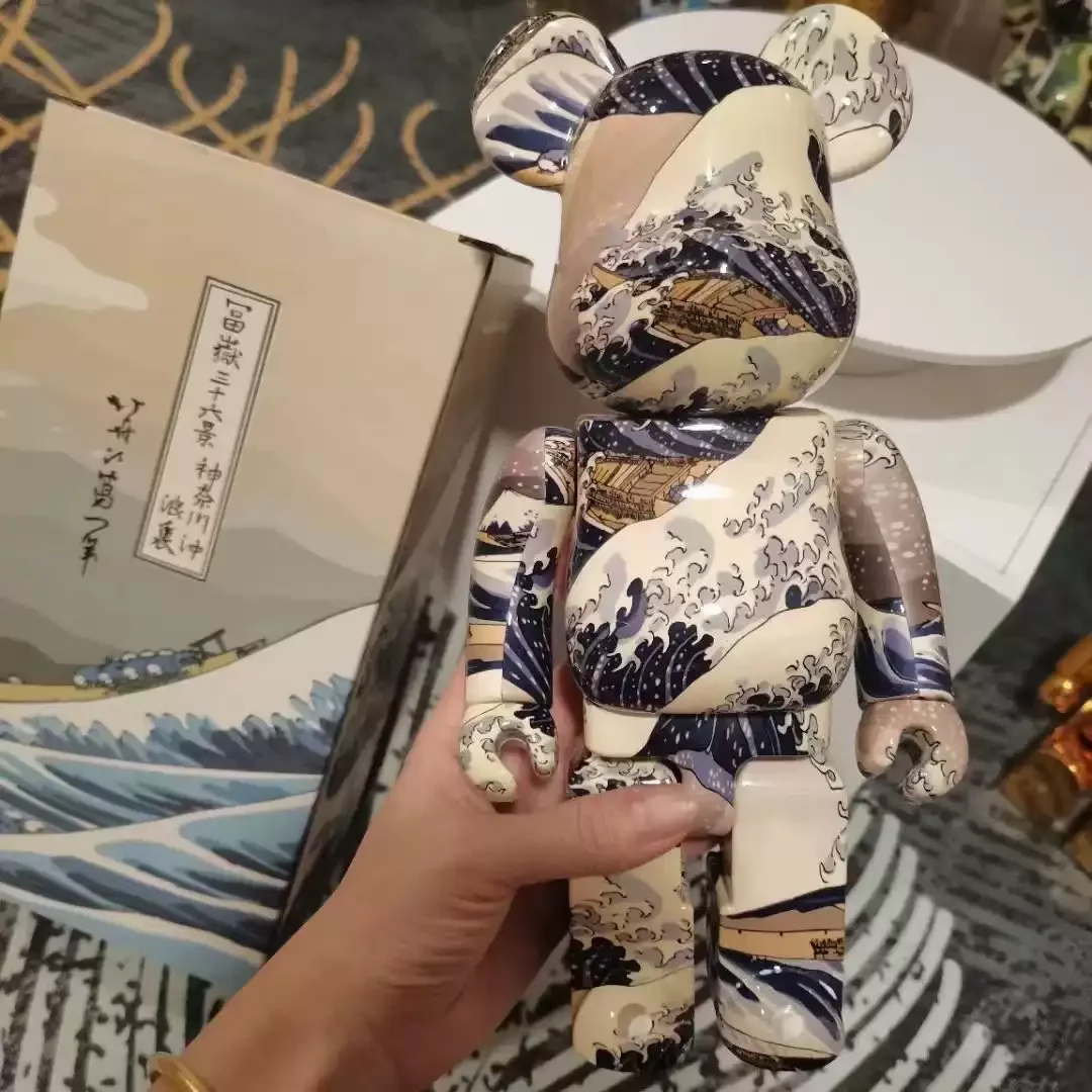 

Bearbrick Kanagawa Surf Violent Bear BE@RBRICK 400% 28cm Waves Boat Scenery Oil Painting Pattern Bookshelf Collection Doll