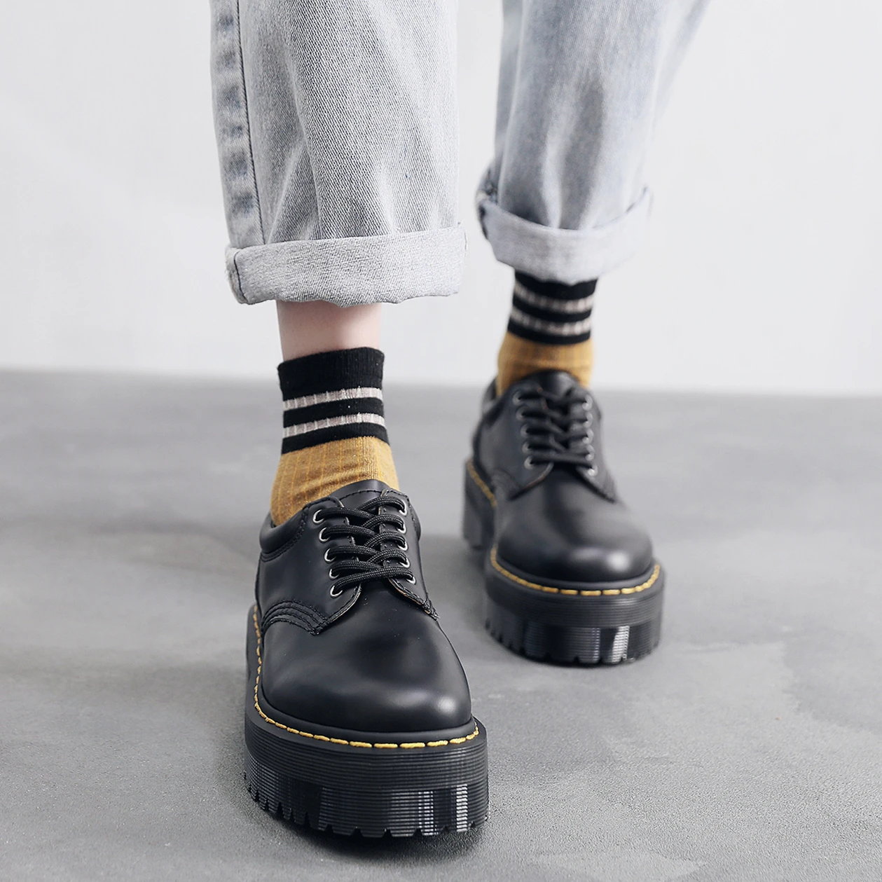 أحذية جلدية، أحذية منصة، أحذية نسائية ذات نعل سميك على الطراز البريطاني برباط أسود من الجلد الطبيعي، جلد صغير على الطراز الأمريكي #3