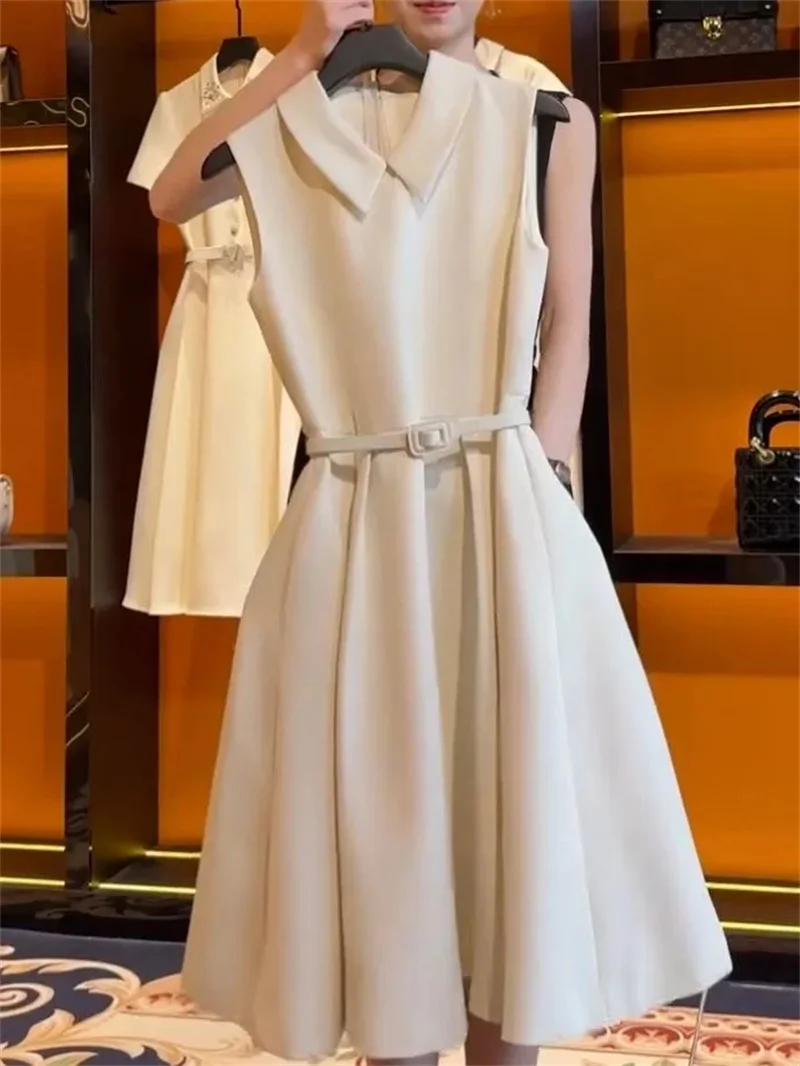 

Женская одежда Женские платья Новое высококачественное платье без рукавов с воротником-поло Летняя новинка Роскошная модная темпераментная тонкая юбка трапециевидной формы