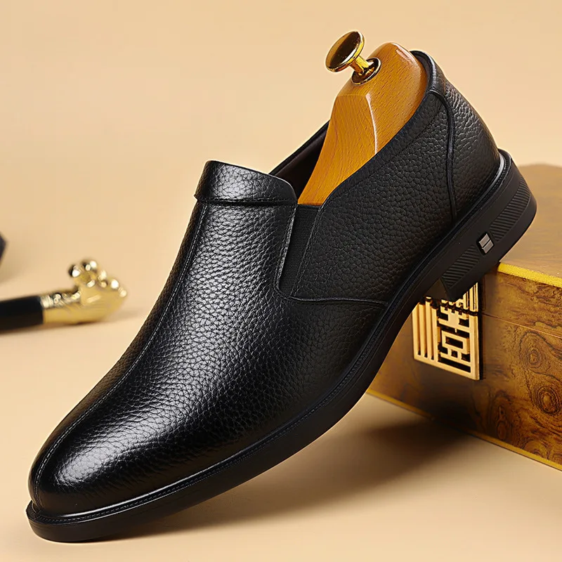 

Men's business leather shoes, top layer cowhide casual shoes, soft-soled comfortable and fashionable dress shoes