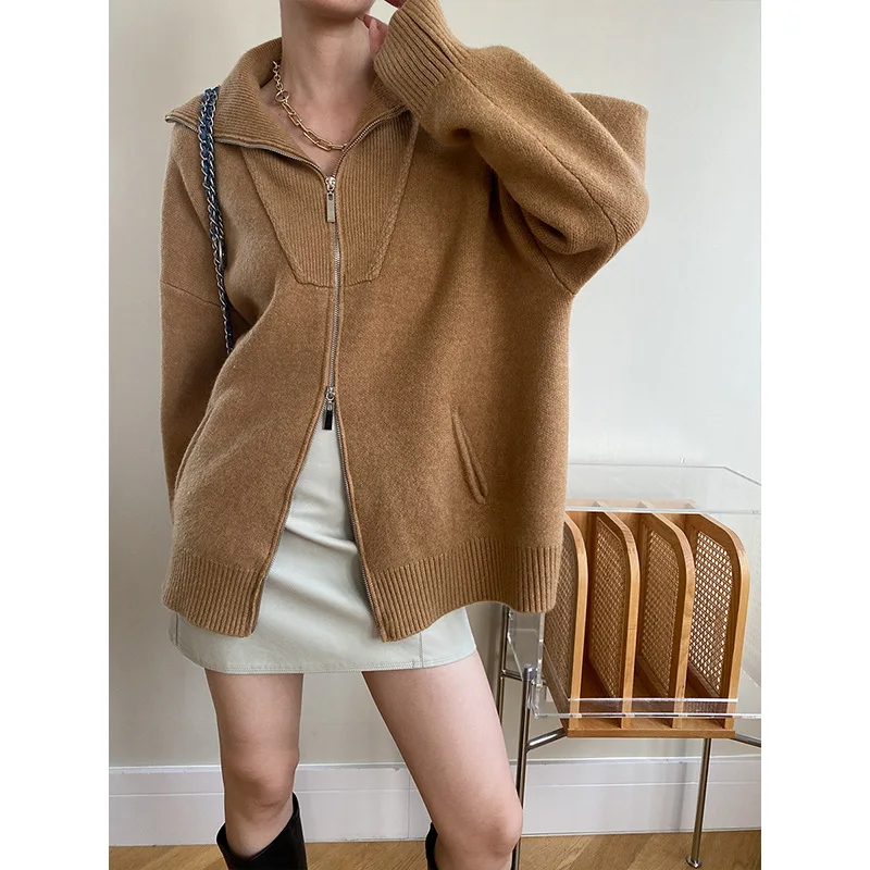 2024 Women Autumn Knitted Turn Down Collar Cardigans Zip Design Long Sleeve Women Sweater Cardigans Coat