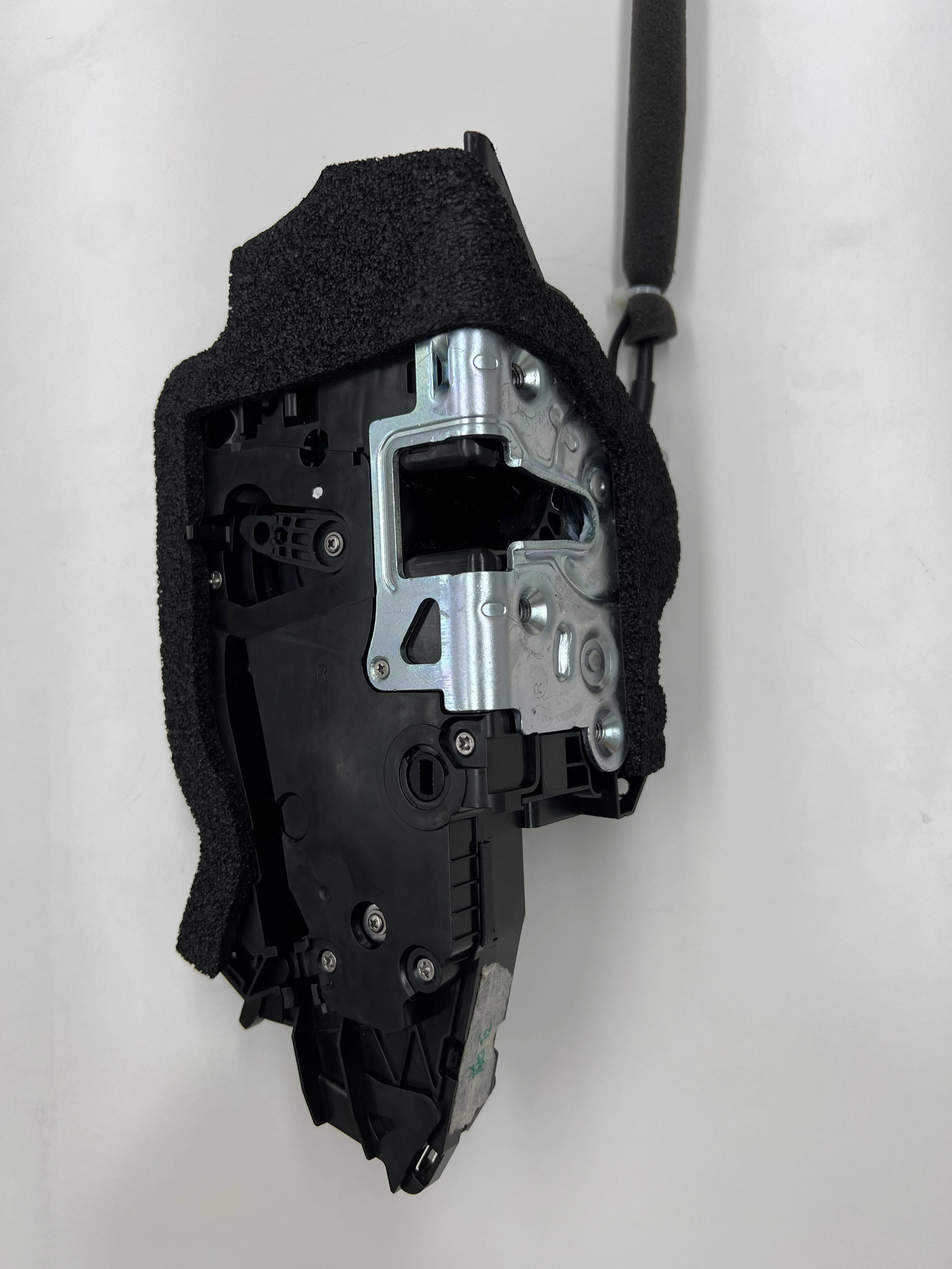 Anti-pinch Automatic Soft Close Electric Suction Door Lock Retrofit Conversion Kit Fit BMW M3 G80 2021+  Modification Parts