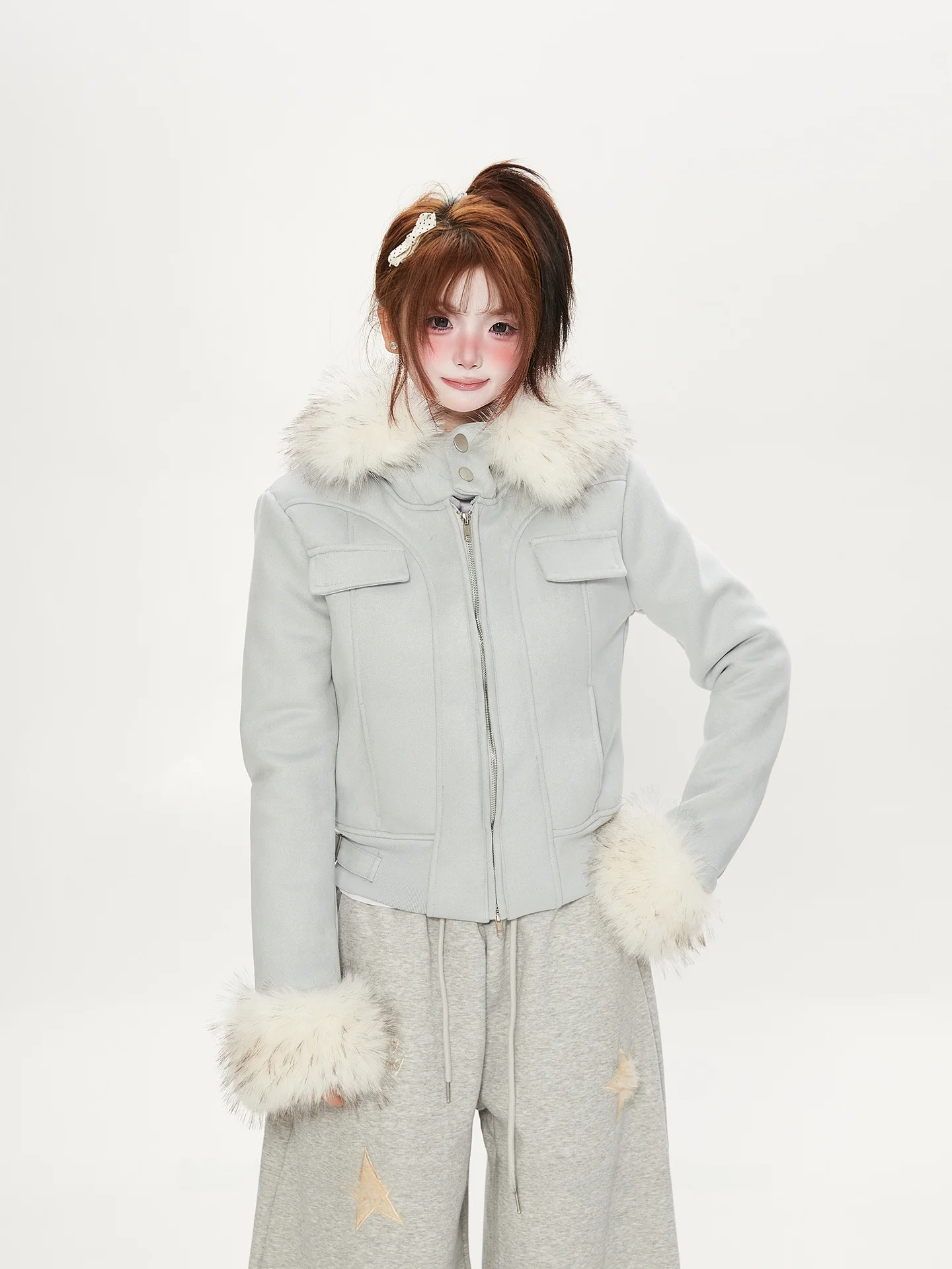 

Женская зимняя куртка из хлопка с капюшоном и воротником из искусственного меха, прочная молния, цветной вариант, верхняя одежда