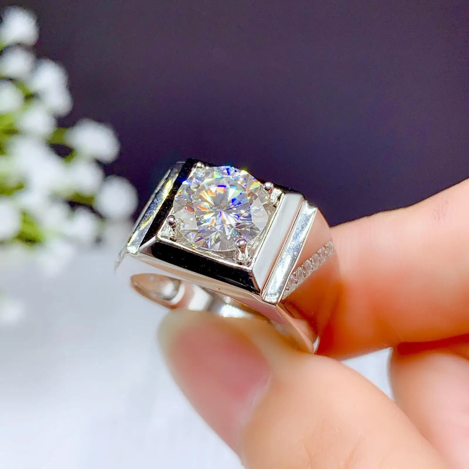 Geometric Zircon Ring for Men Featuring Diamond-Encrusted Chamfered Square Grain Design Adjustable Opening Fresh Stylish Metal B
