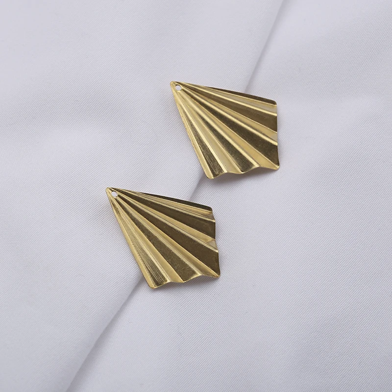 10Pcs/Lot Raw Brass Pleated Geometric Leaf Folded Pendants Charms For Diy Handmade Boho Drop Earrings Necklace Jewelry Making