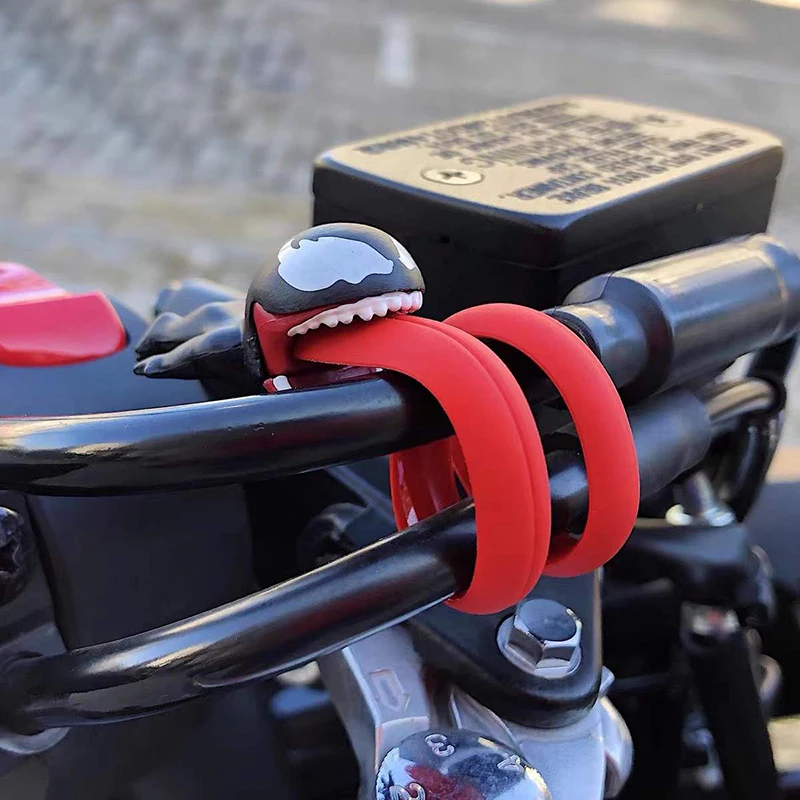 حامل كابل بيانات سلكي USB من The Avengers Venom حافظة واقية لملحقات السيارات والدراجات النارية هدية تزيين #1