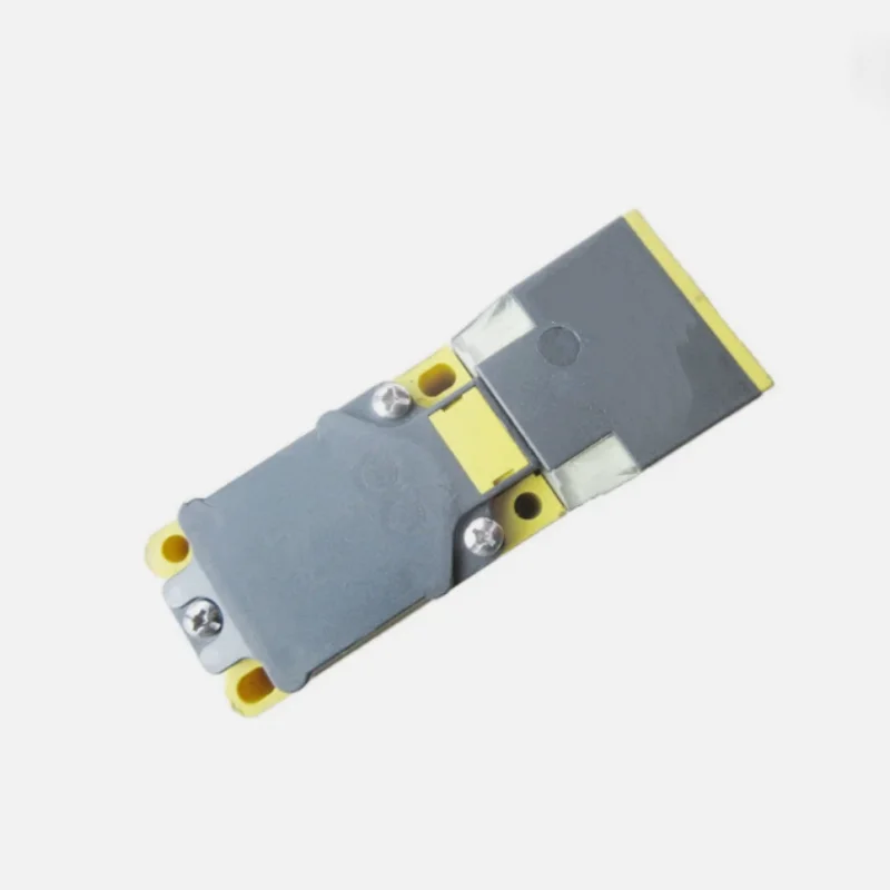 

Brand new genuine proximity switch NI75U-CP80-FDZ30X2 BI30U-CK40-AP6X2-H1141 BI30U-CP40-AP6X2