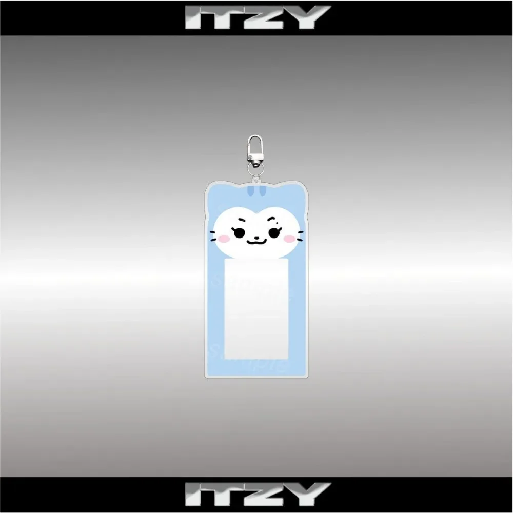 KPOP ITZY Photocard Holder LOMO Card Holders Keychain Yeji Lia Ryujin Chaeryeong Yuna Card Sleeve Fans Collection Keyrings Gift