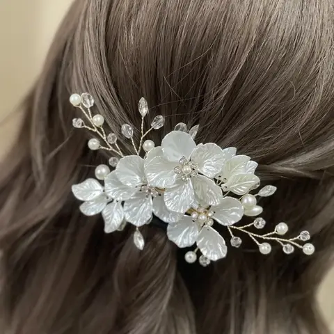 Bridal Wedding Hair Accessories Pearl Shell Motif Floral Hairpins Elegant White Bridesmaid Beach Wed Hypoallergenic Hair Clips