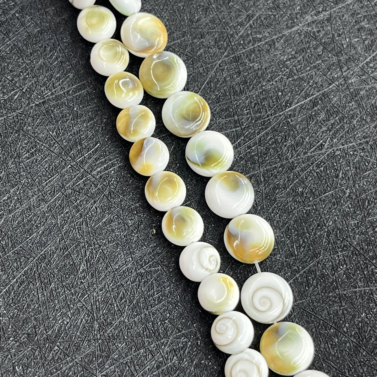 

1 Strand Natural Freshwater Shell Beads for Jewelry Making DIY Necklace Bracelets Women Men Handicrafts Accessories 8/10mm